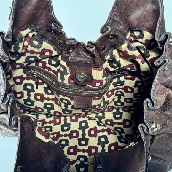 Gucci Guccissima Pelham Leather Studded Large Shoulder Bag - Picture 12 of 15